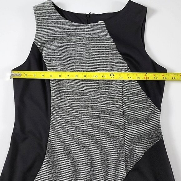 Cleo Sleeveless Dress Black Grey Boat Neckline Knee Length Fitted Size 10 - Picture 9 of 12